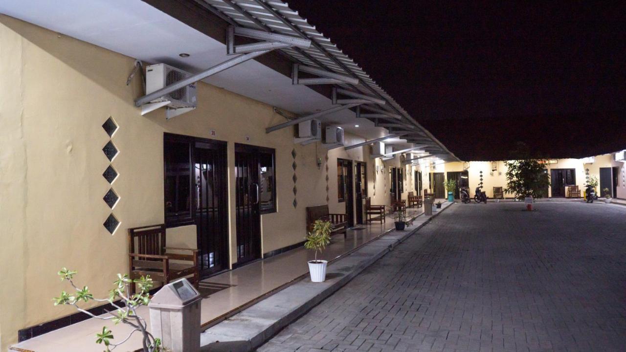 טגאל Sitiinggil Guest House Syariah מראה חיצוני תמונה