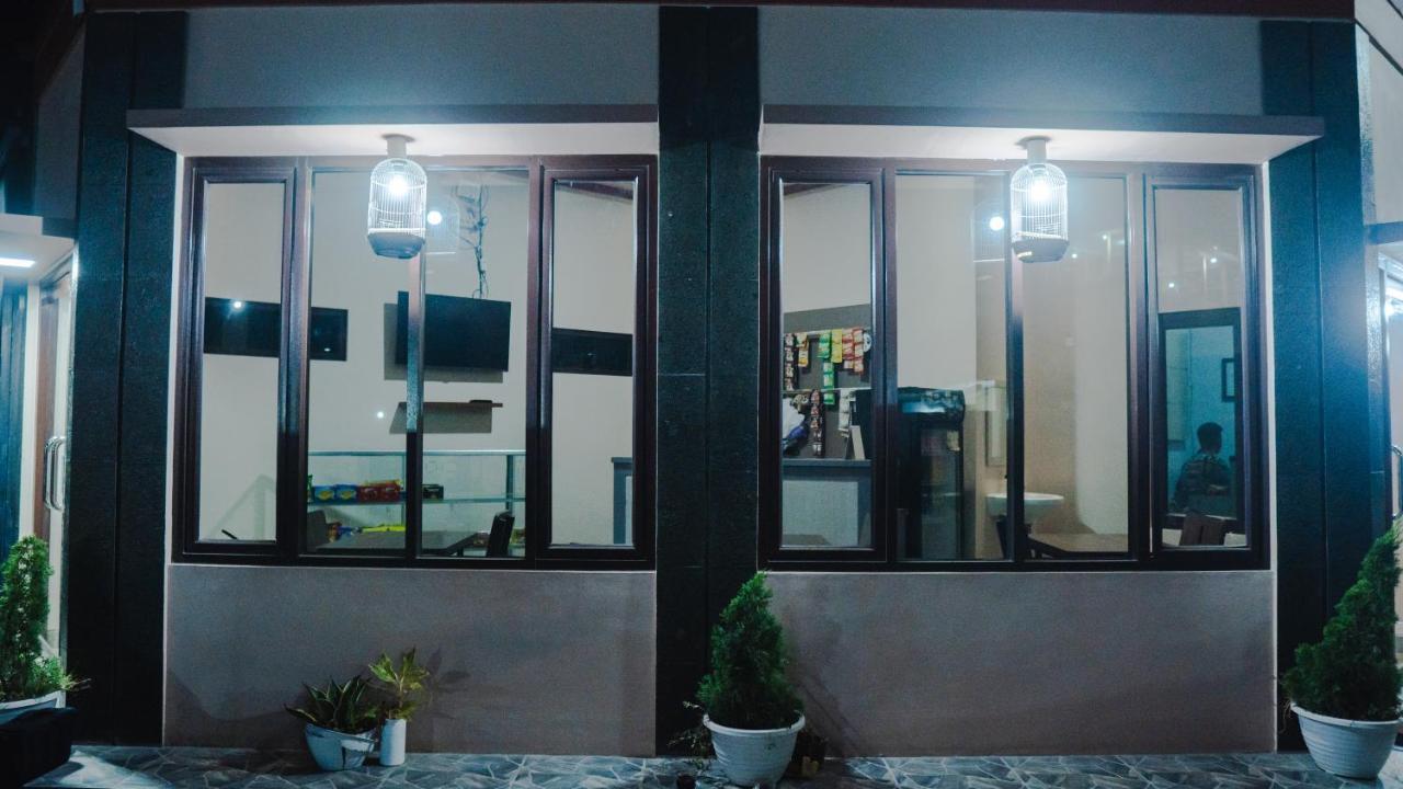 טגאל Sitiinggil Guest House Syariah מראה חיצוני תמונה