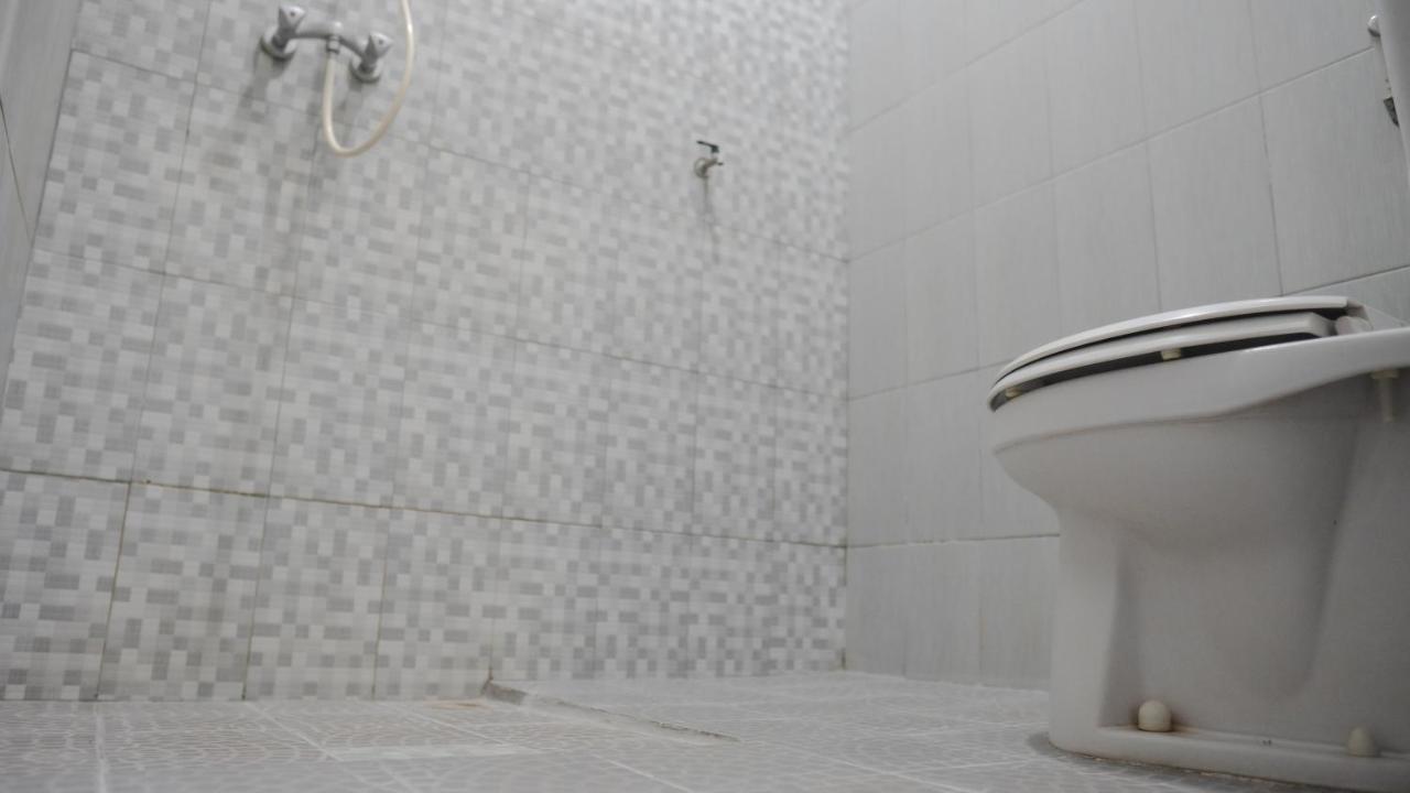 טגאל Sitiinggil Guest House Syariah מראה חיצוני תמונה