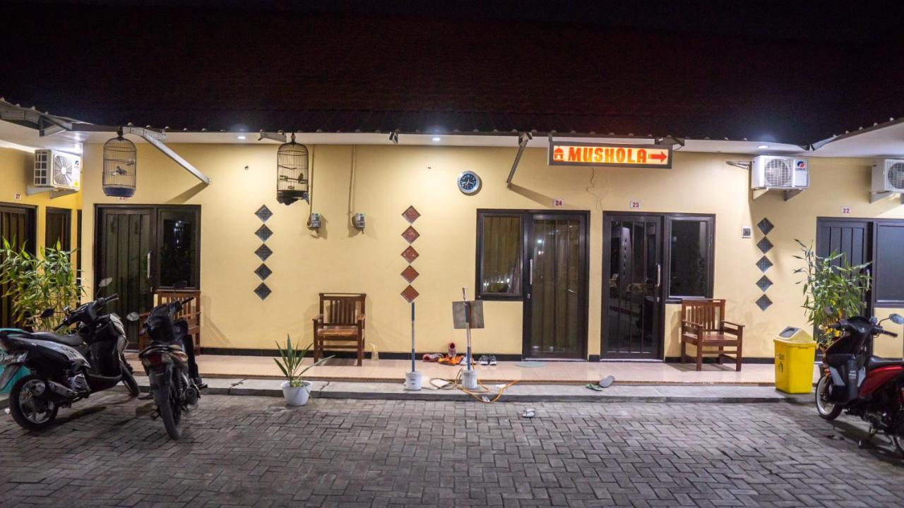 טגאל Sitiinggil Guest House Syariah מראה חיצוני תמונה